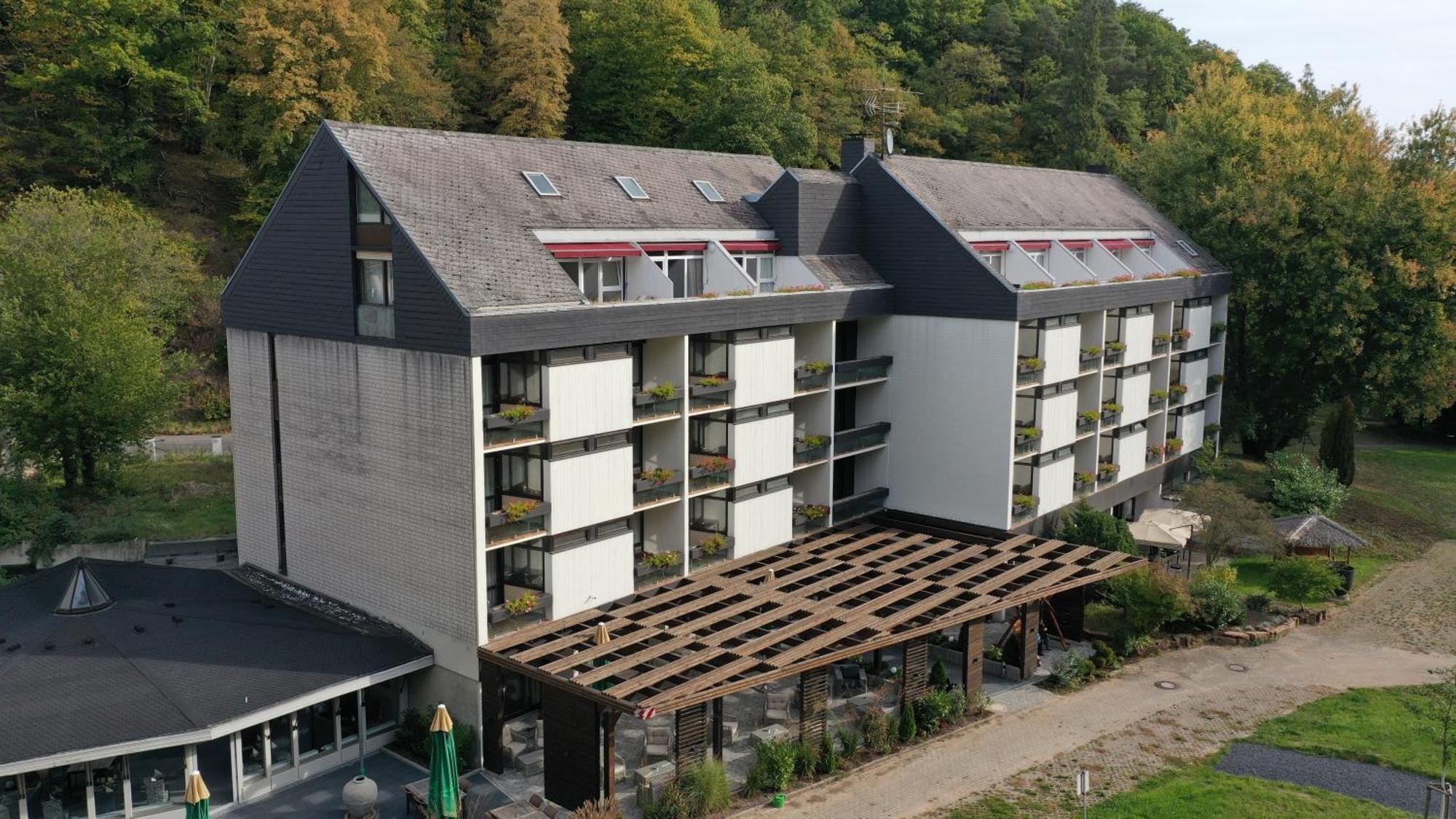 Hotel Luisenpark 바트버그자베른 외부 사진
